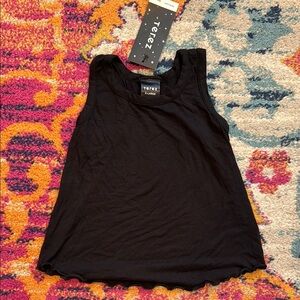 Terez Black Sleeveless Tank Top with Scoop Neckline